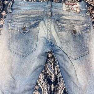True Religion Straight Jeans♈️